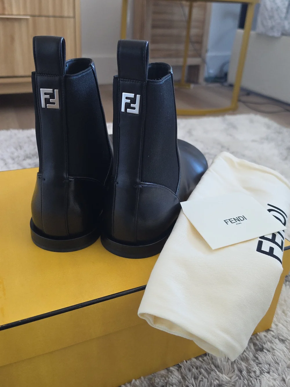 Fendi Men’s Black Leather Chelsea Boots